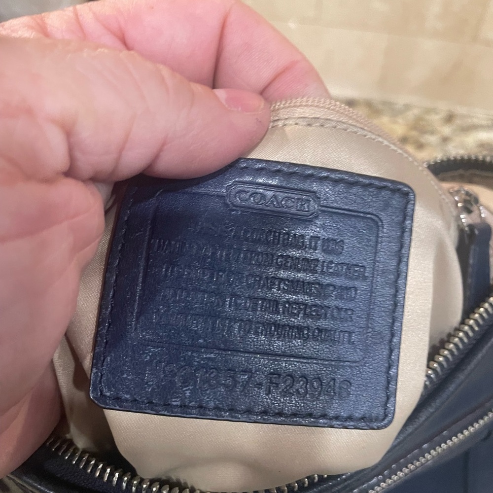 Coach Navy Blue Shoulder Bag - Picture 3 of 8